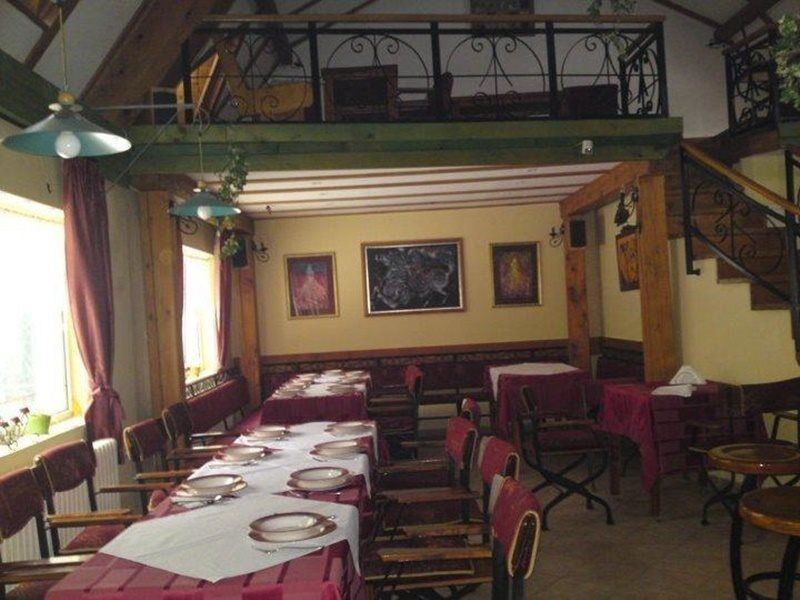 B&B Villa Evandjelina Sremska Kamenica Exterior foto